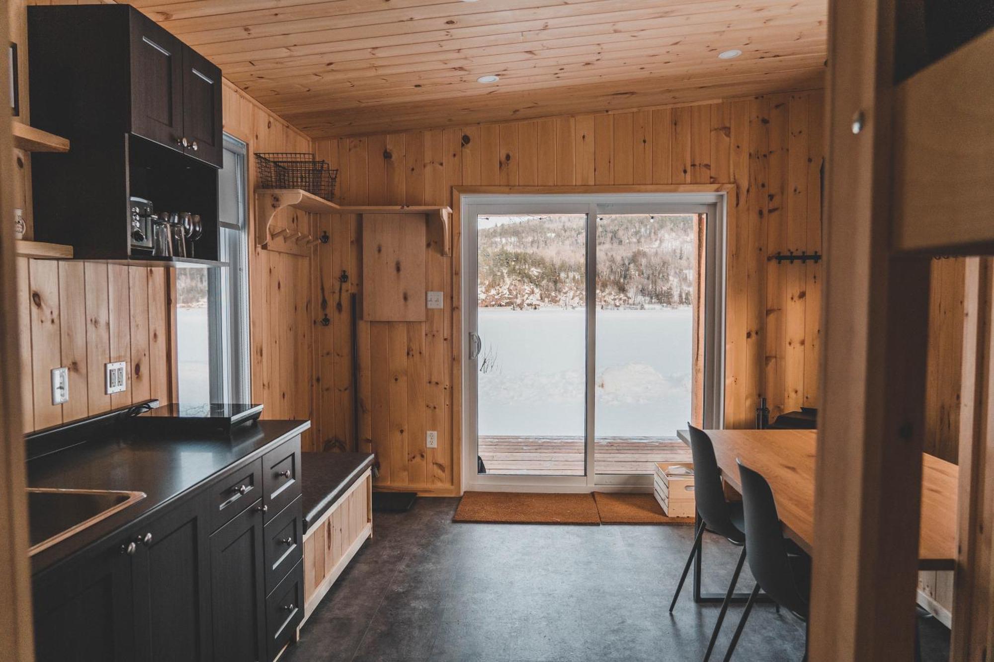 Le 2800 Du Parc Vila Shawinigan Exterior foto
